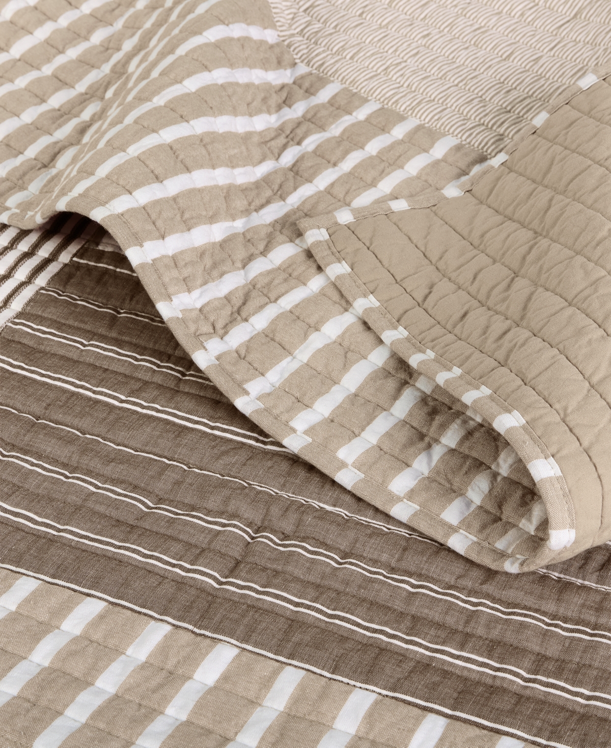 Charter Club Seaside Patchwork 2-pc. Quilt Set, Twin, Exclusively At Macy's In Neutral