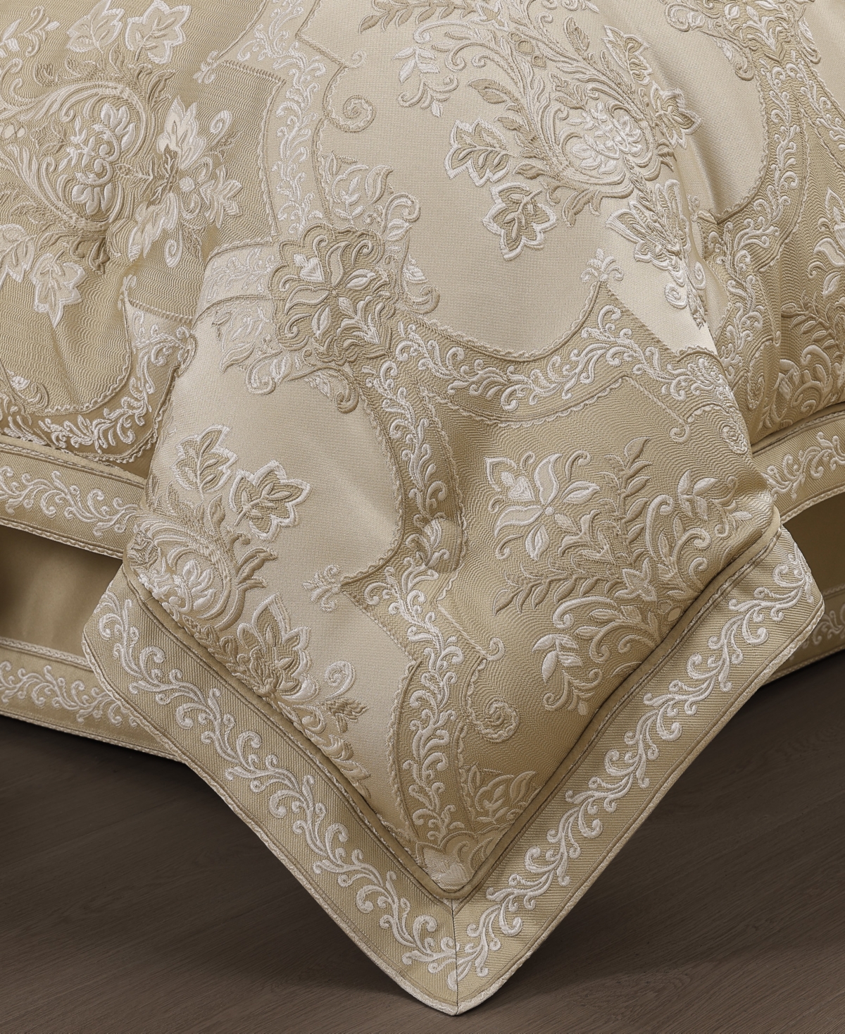 J Queen New York Sondra 4-pc. Comforter Set, California King