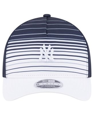 Men's Navy New York Yankees Gradient 9FORTY M-Crown Adjustable Hat