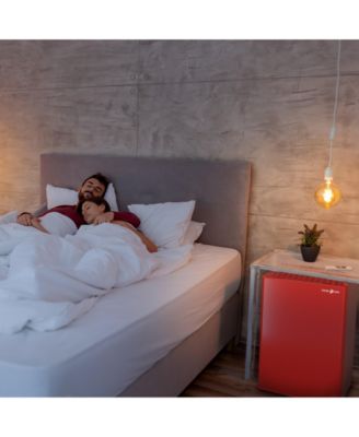 Premium 122L Solid Door Mini Fridge 4.3 Cu.ft. Freestanding Under-Counter Mini Refrigerator in Red