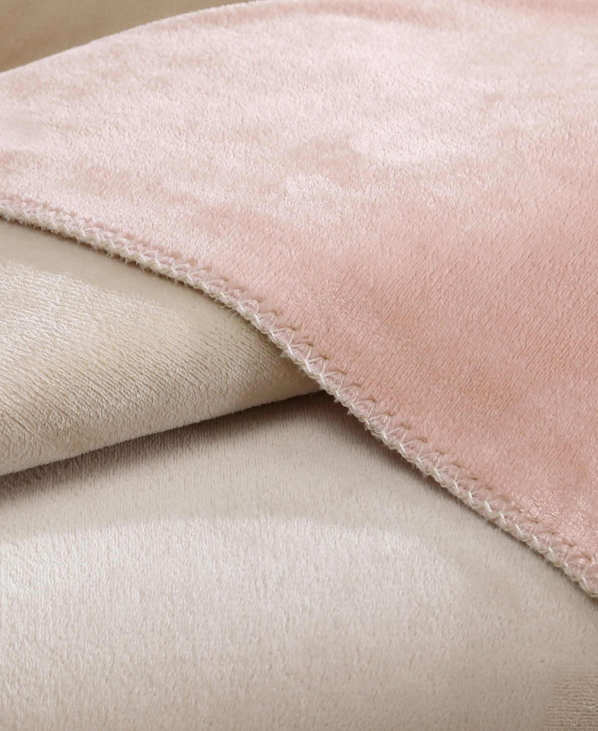 Calvin Klein Modern Solid Reversible Blanket, King In Neutral