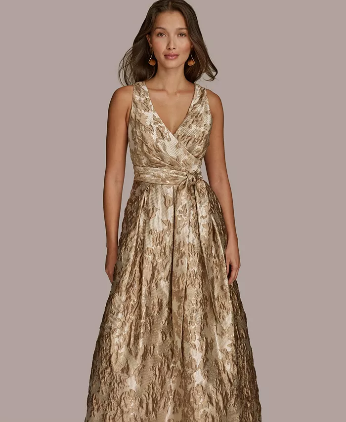 Women's Metallic Brocade Gown - thumbnail 3