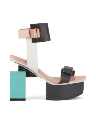 United Nude
