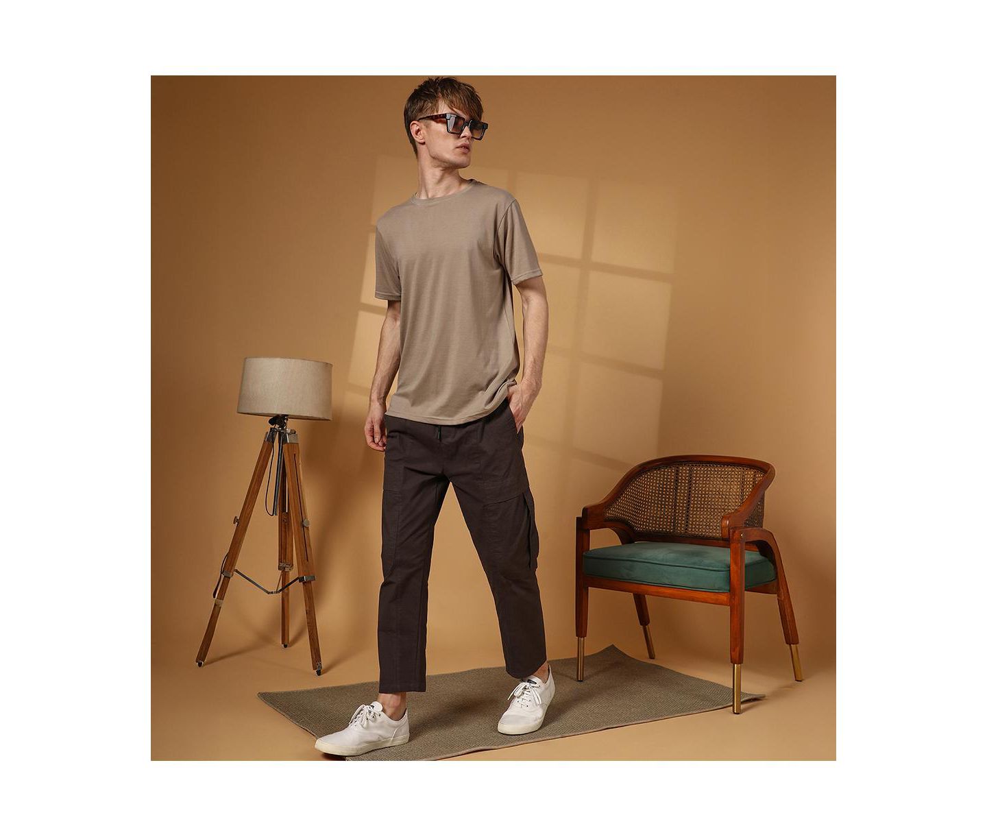 Мужская футболка Cahoot Campus Sutra Cloud Grey Solid Regular, цвет: Серый — фото 4