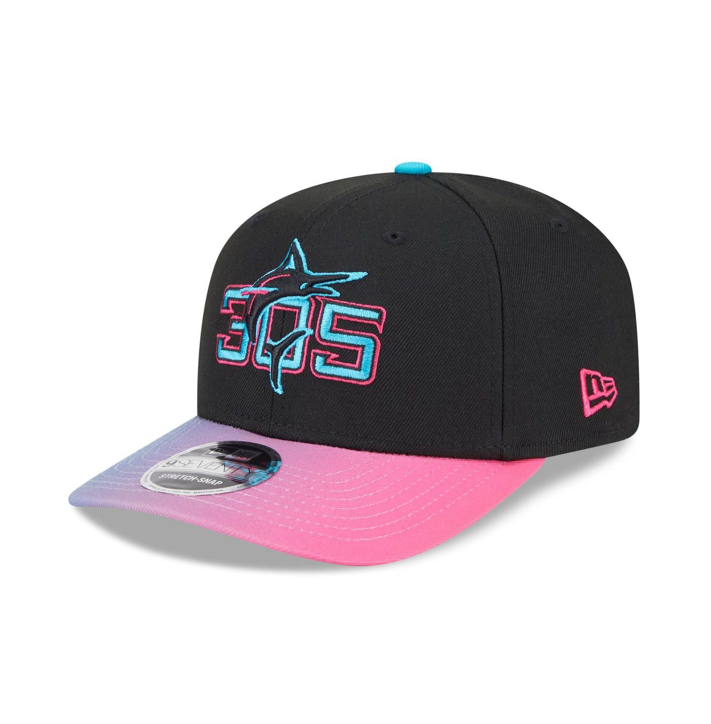 Мужская кепка New Era Black/Pink Miami Marlins 2025 City Connect 9SEVENTY Adjustable Hat — фото 1