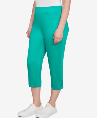 Petite Ladder Hem Soft Denim Capri Jeans