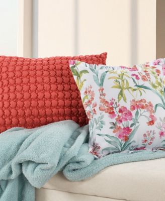 Bold Cozy Throw, 70" x 50"