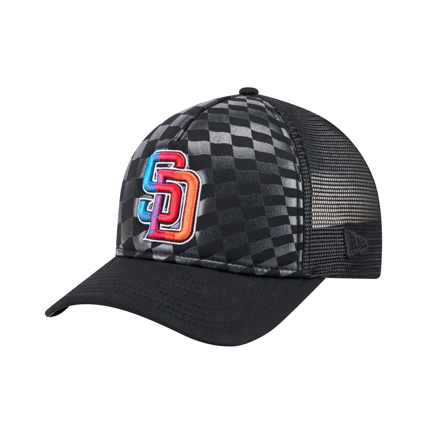 Мужская кепка New Era Black San Diego Padres Gradient 9FORTY A-Frame M-Crown Trucker Adjustable Hat — фото 1