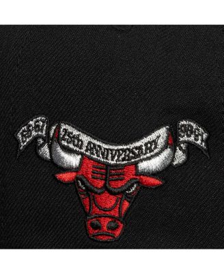 Men's Black Chicago Bulls Core Pro Pinch Adjustable Hat