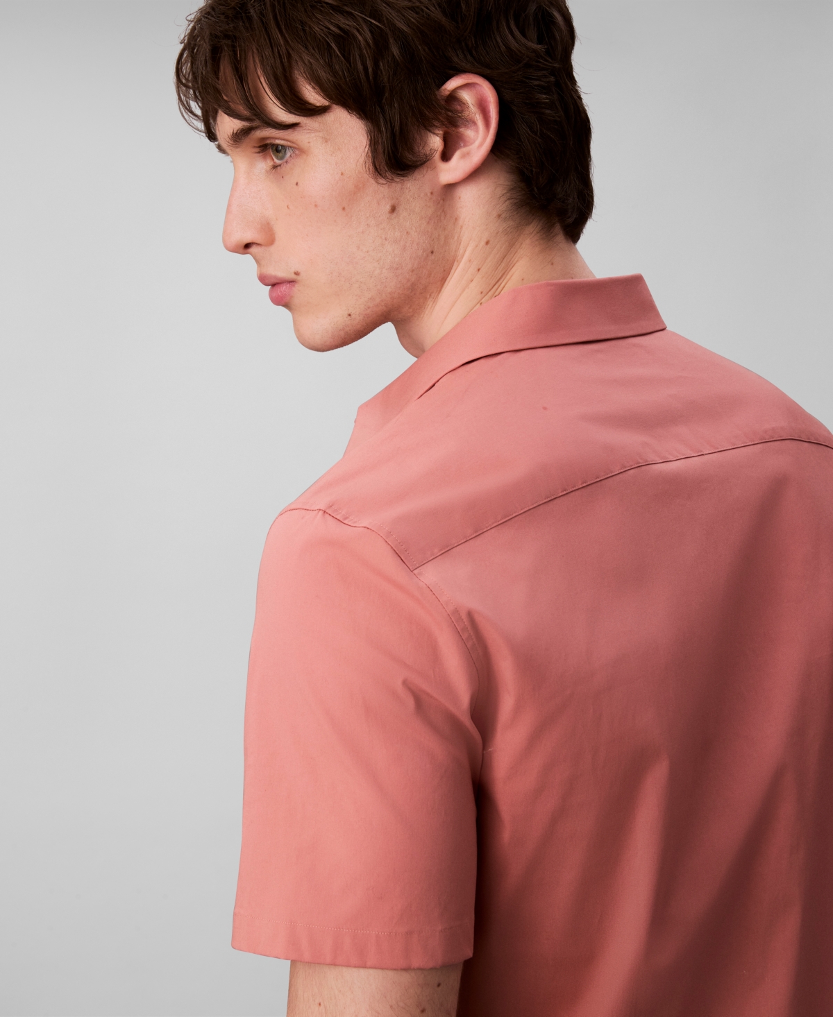Calvin Klein Men's Slim Fit Short Sleeve Solid Stretch Button-front Shirt