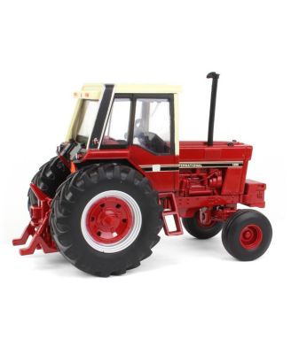 1/32 International Harvester 1486 Wide Front w/ Cab