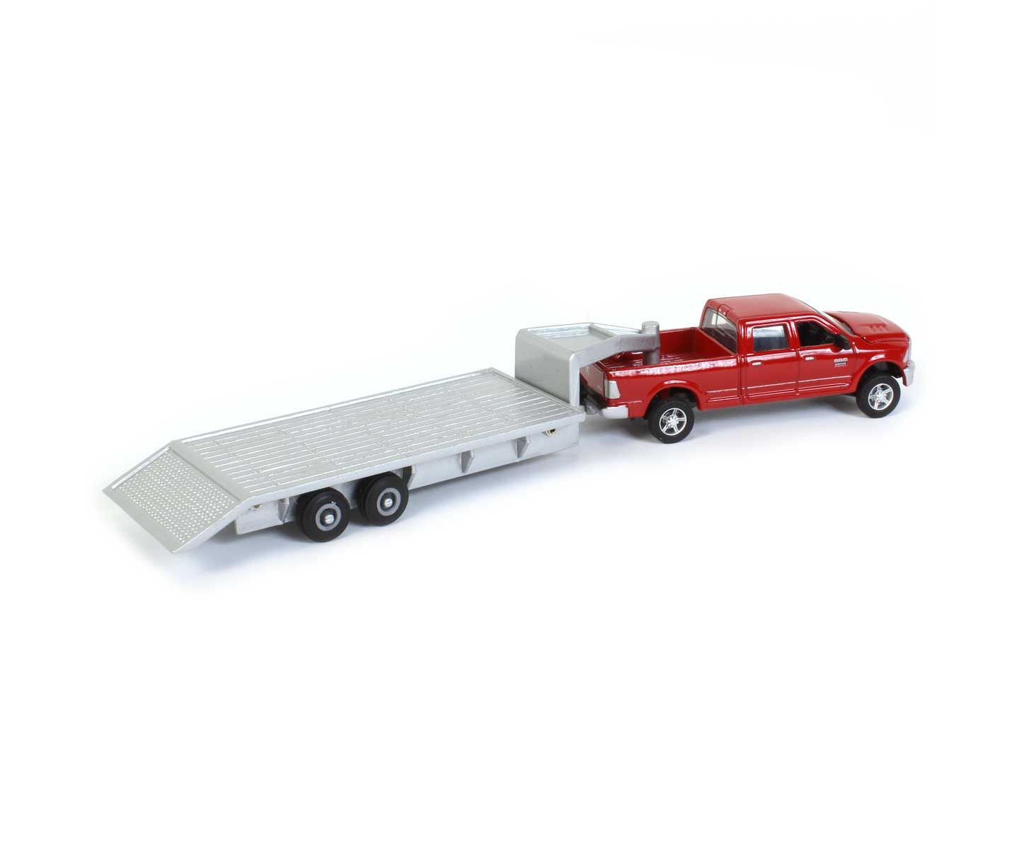 Детская игрушка ERTL 1/64th Dodge Ram Pickup w/Gooseneck Trailer and Bales — фото 3