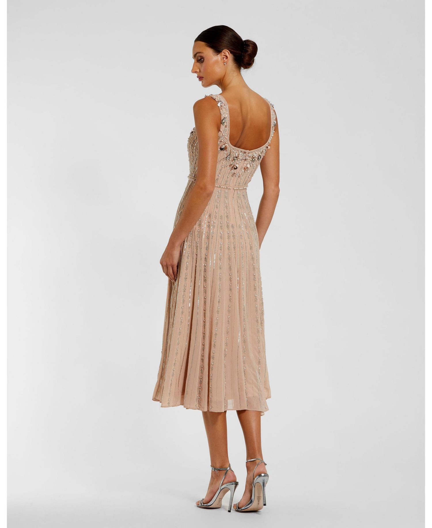 Women's Sleeveless Scoop Neck Beaded Georgette Midi Dress