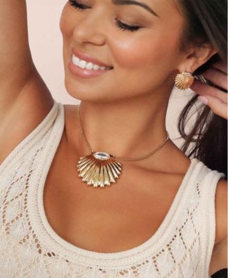 Scallop Crystal Necklace