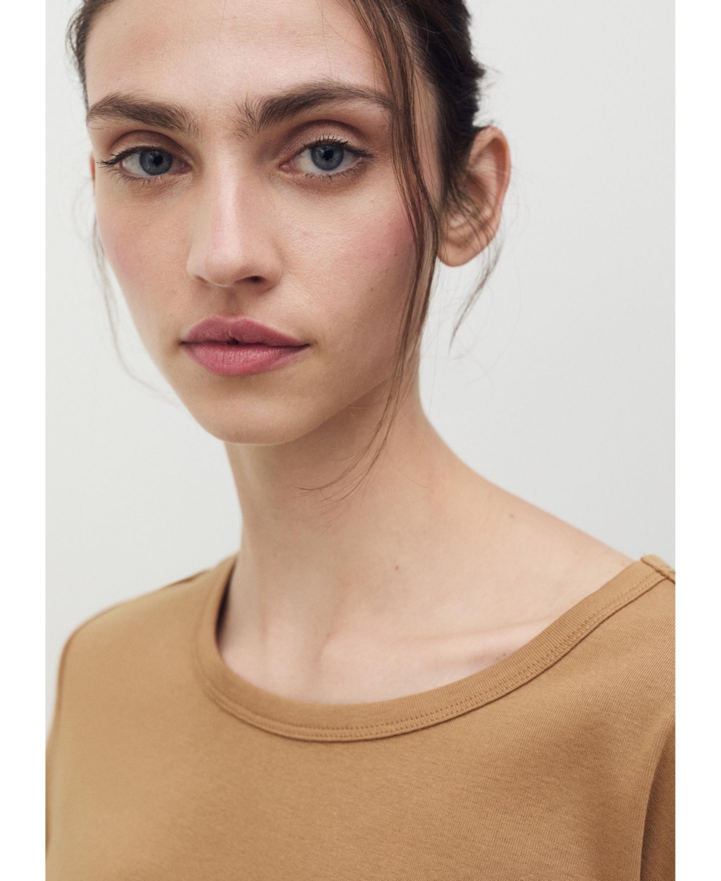 Женская футболка Mango Cotton Short Sleeve, цвет: Горчичный — фото 4