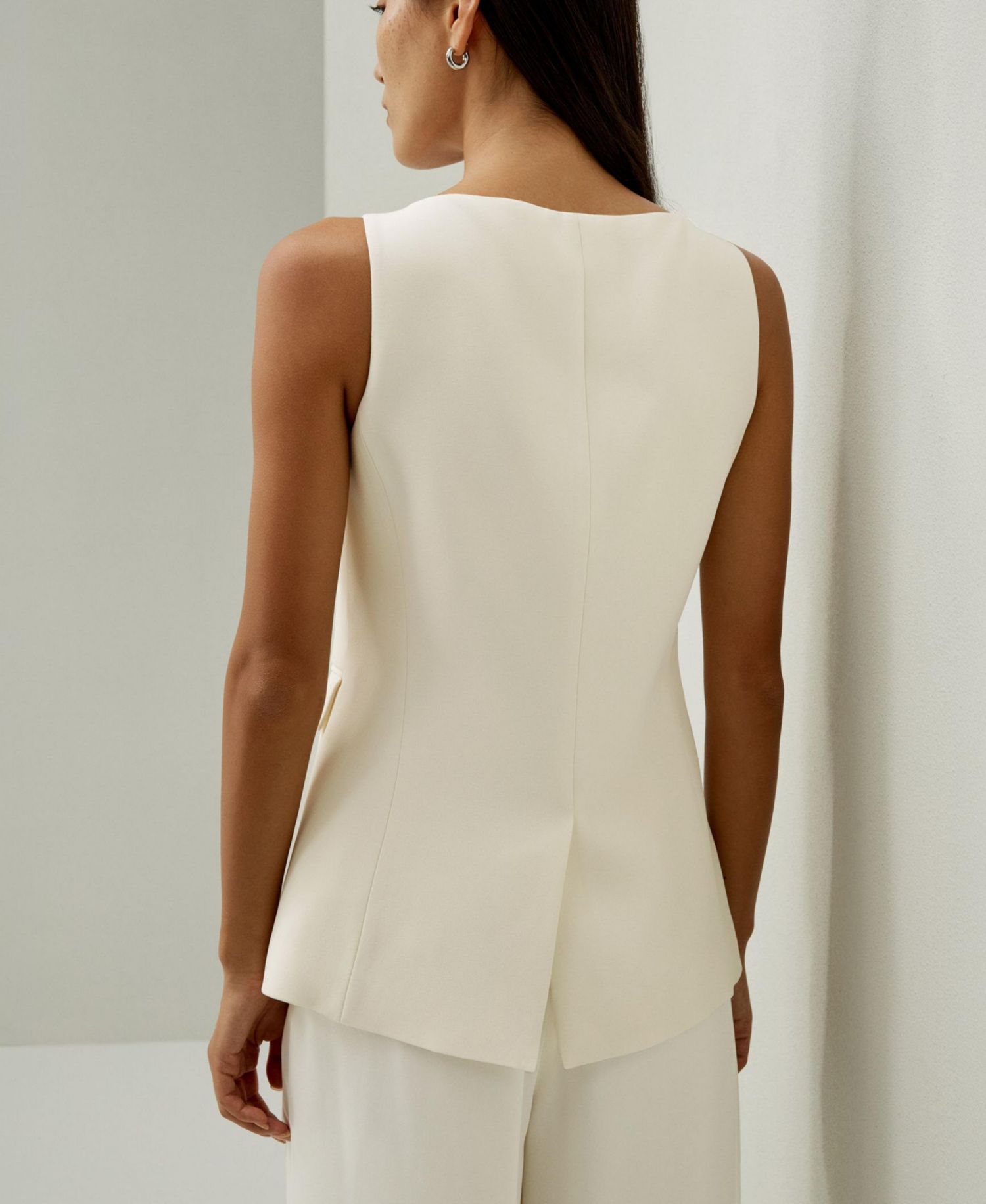 Women's Sleeveless Button Up Silk Vest