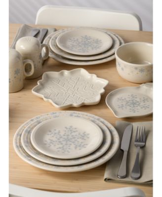 Linen Snowflakes Classic Rim Luncheon Plate, Exclusively at Macy's