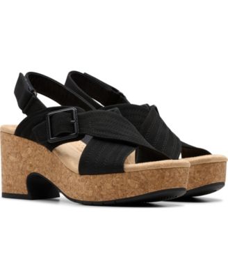 Collection Nerisa West Buckle Wedge Sandals