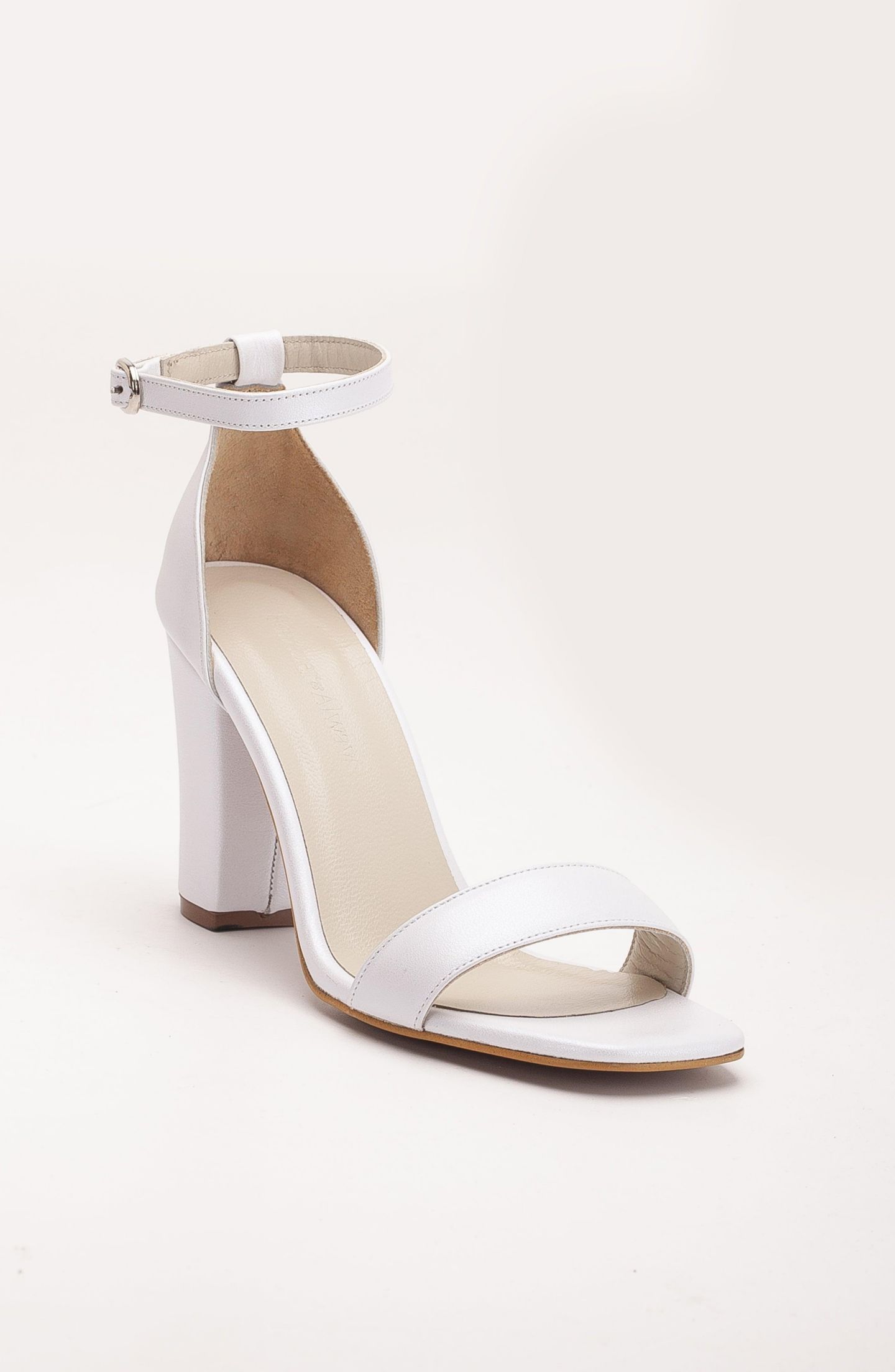 Женские сандалии Forever & Always Shoes Taylor Bridal Leather Sandals with Ribbon, цвет: Слоновая кость кожаный — фото 1