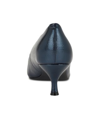 Women's Sisko Tapered Kitten Heel Pumps