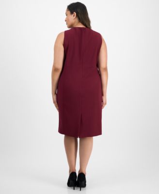 Plus Size Sleeveless Sheath Dress Suit Set