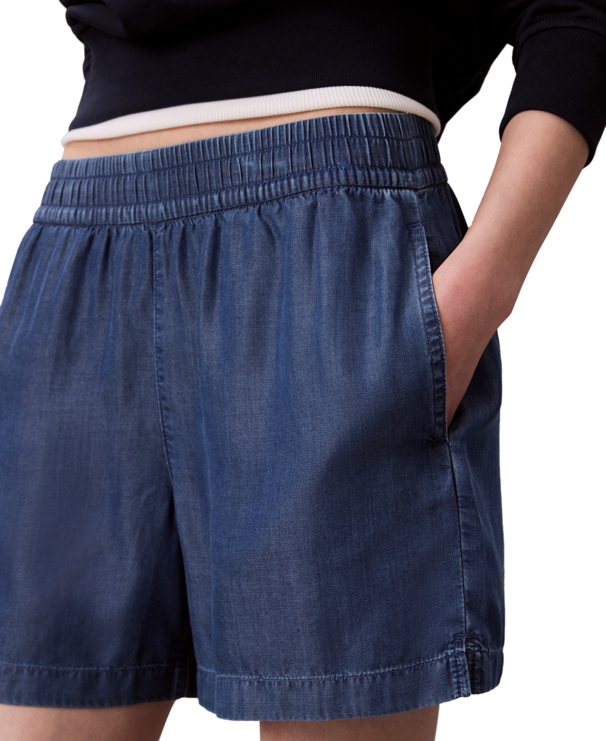Calvin Klein Jeans Women's Chambray Pull-On Shorts