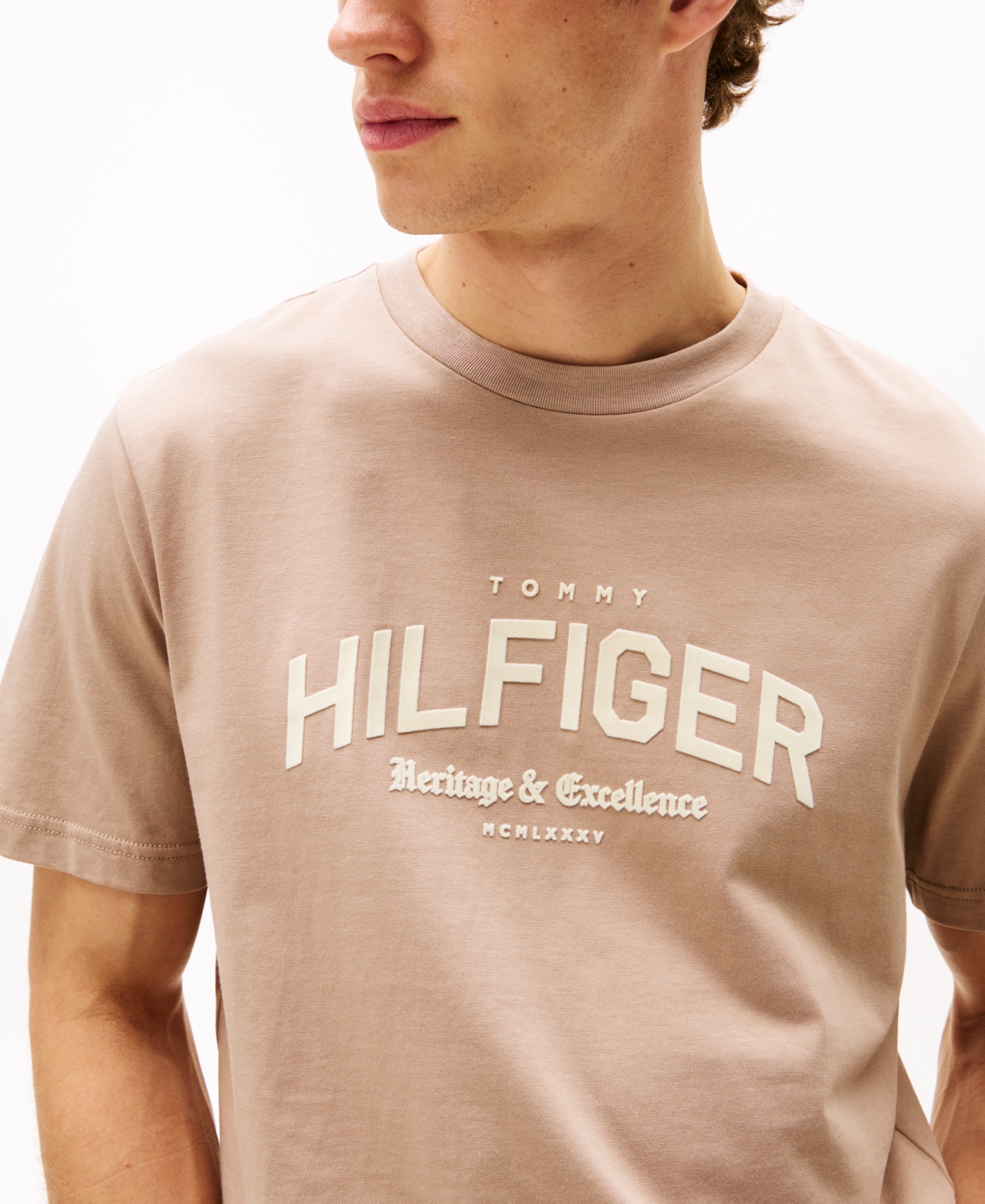 Tommy Hilfiger Men's Hilfiger Arch Graphic T-shirt