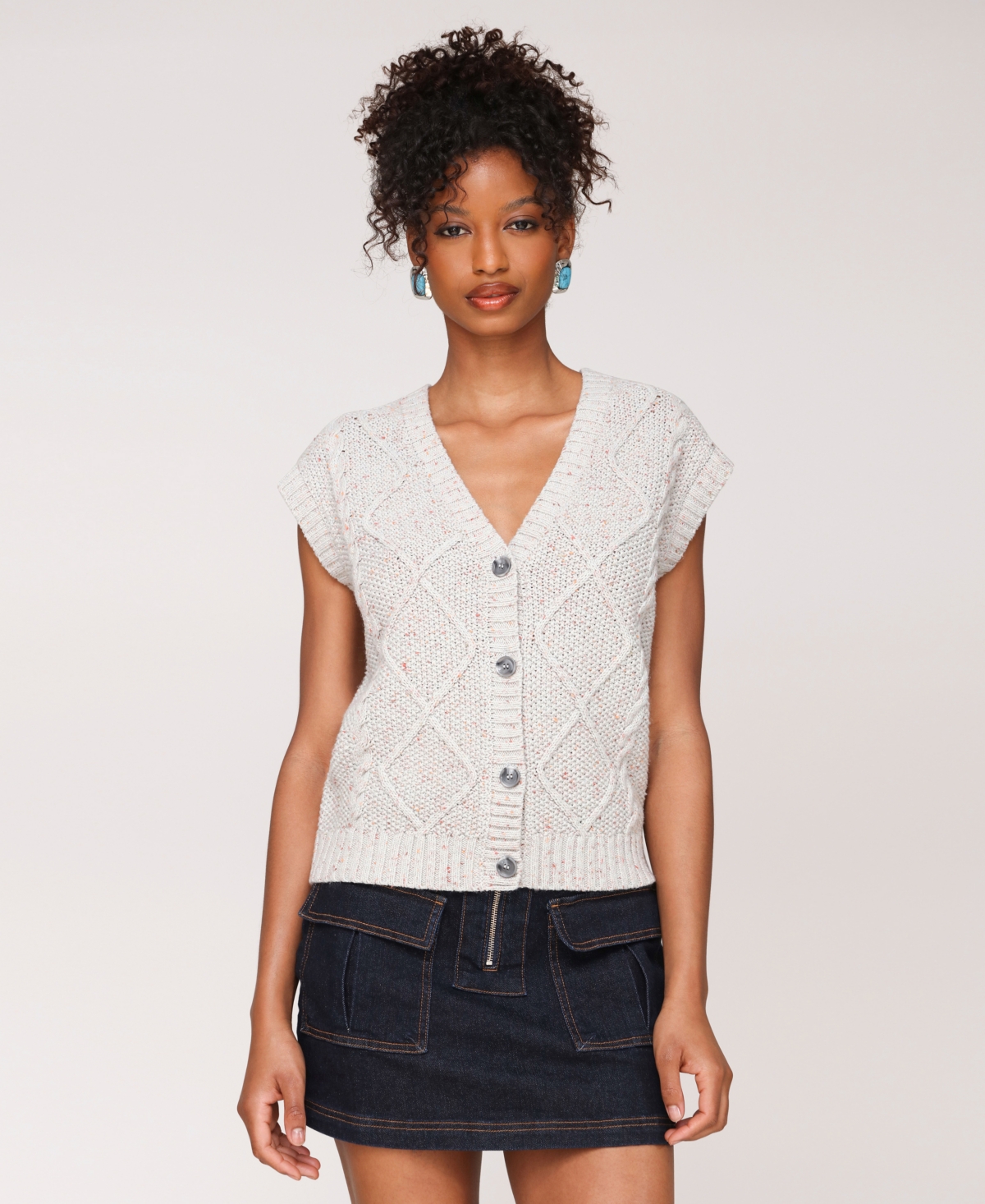 Women's Cable Knit Button-Front Vest - Grey Donagal