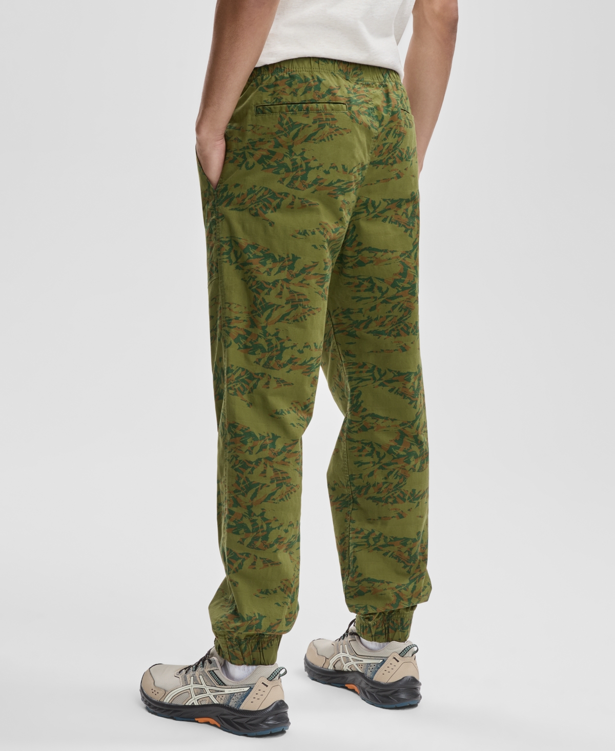 Mode Of One Men's Camo-print Jogger Pants, Macy's Exclusive In Green