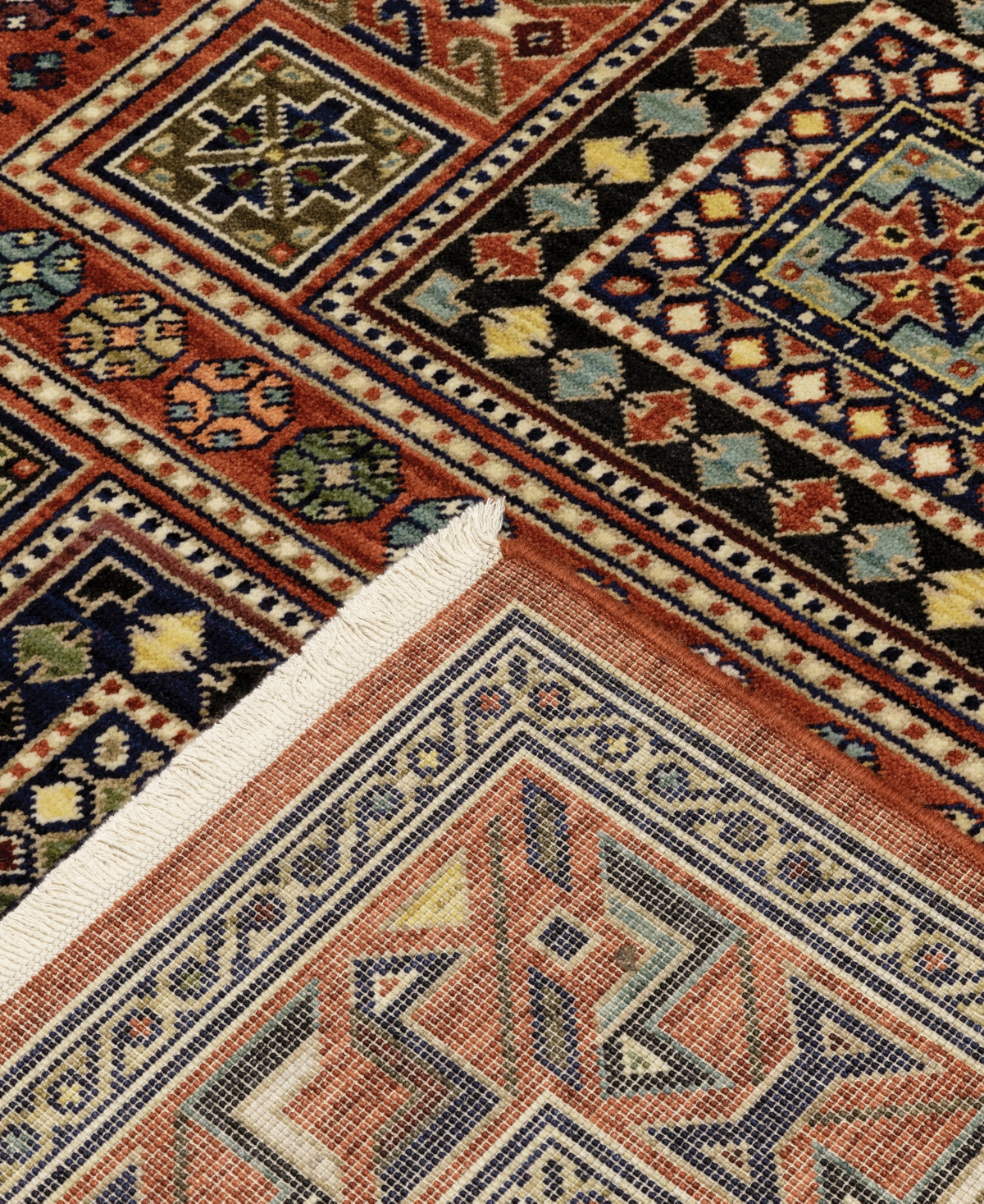 Oriental Weavers Lilihan 002c6 2'x3' Area Rug In Red