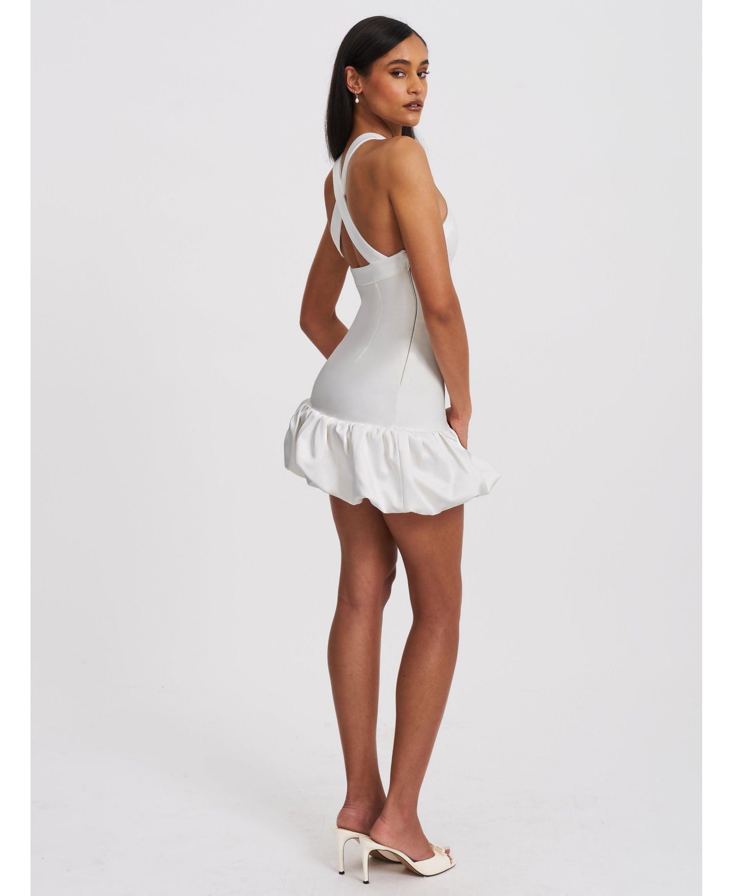 Женское платье Miss Circle Barbra White Cross Straps Bodycon Mini with Bubble Hem, цвет: Белый — фото 7