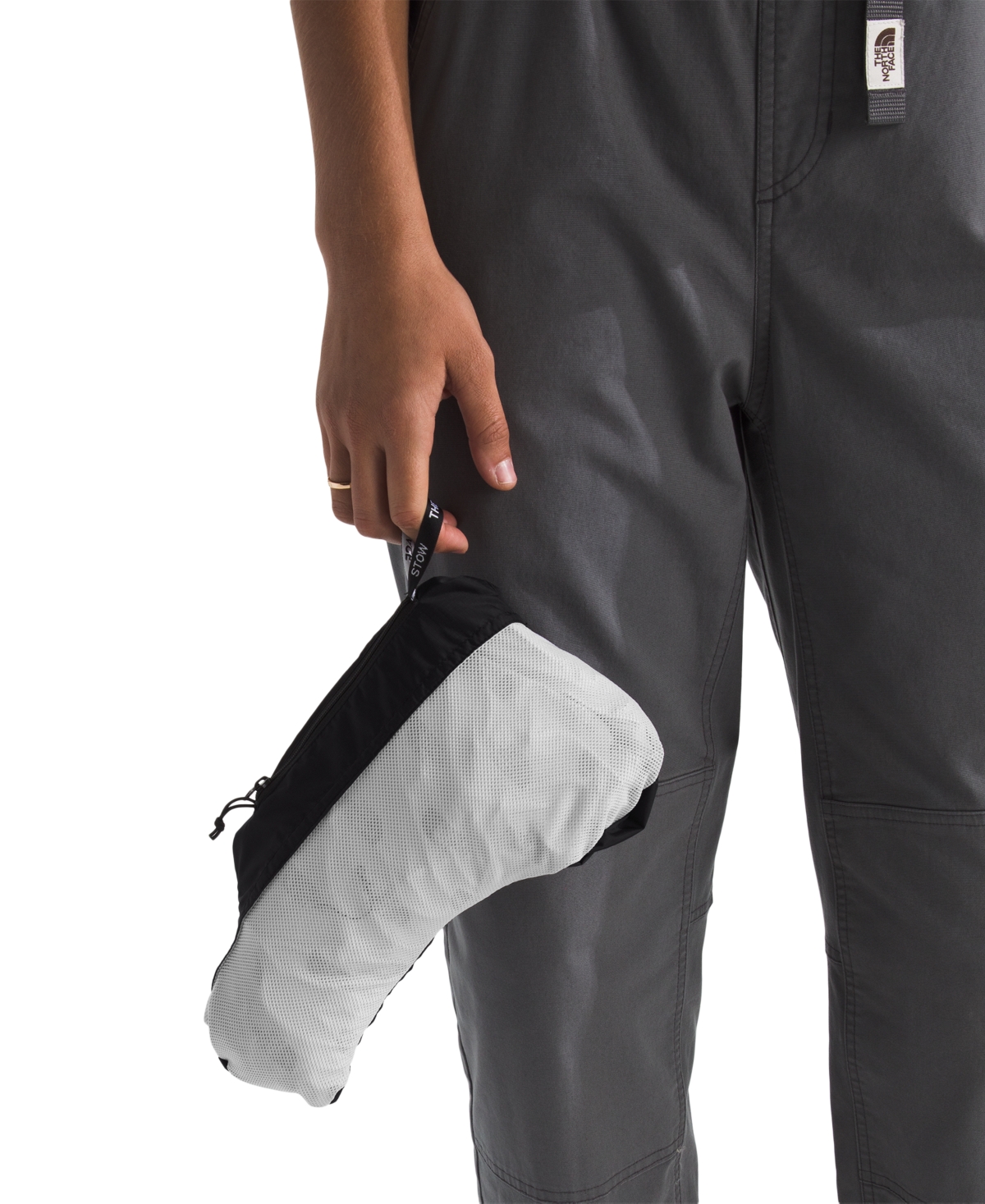 The North Face Women's Alta Vista Hooded Rain Jacket