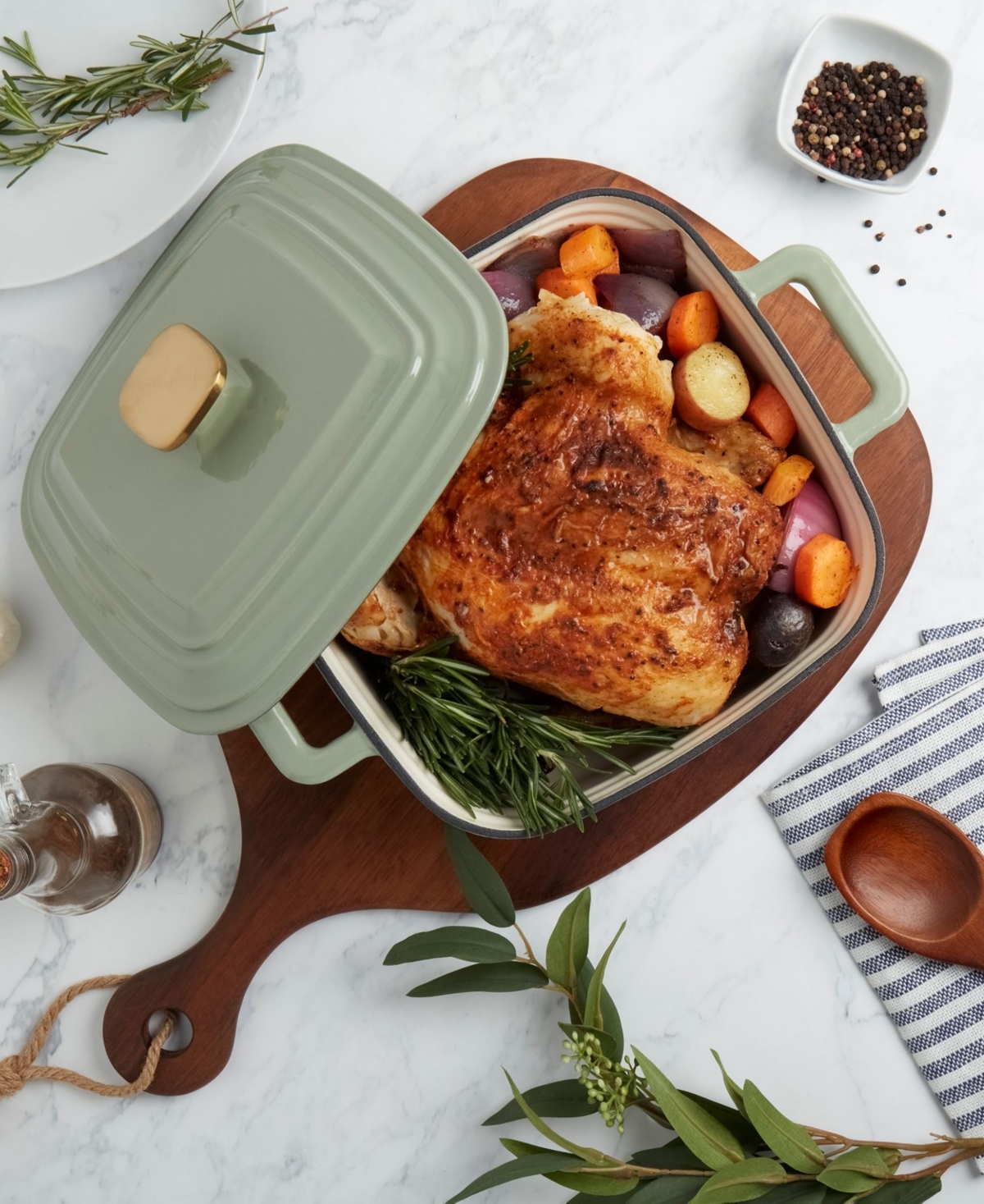 Smith And Clark Smith & Clark Enameled Cast Iron 4-qt. Square Dutch Oven In Green