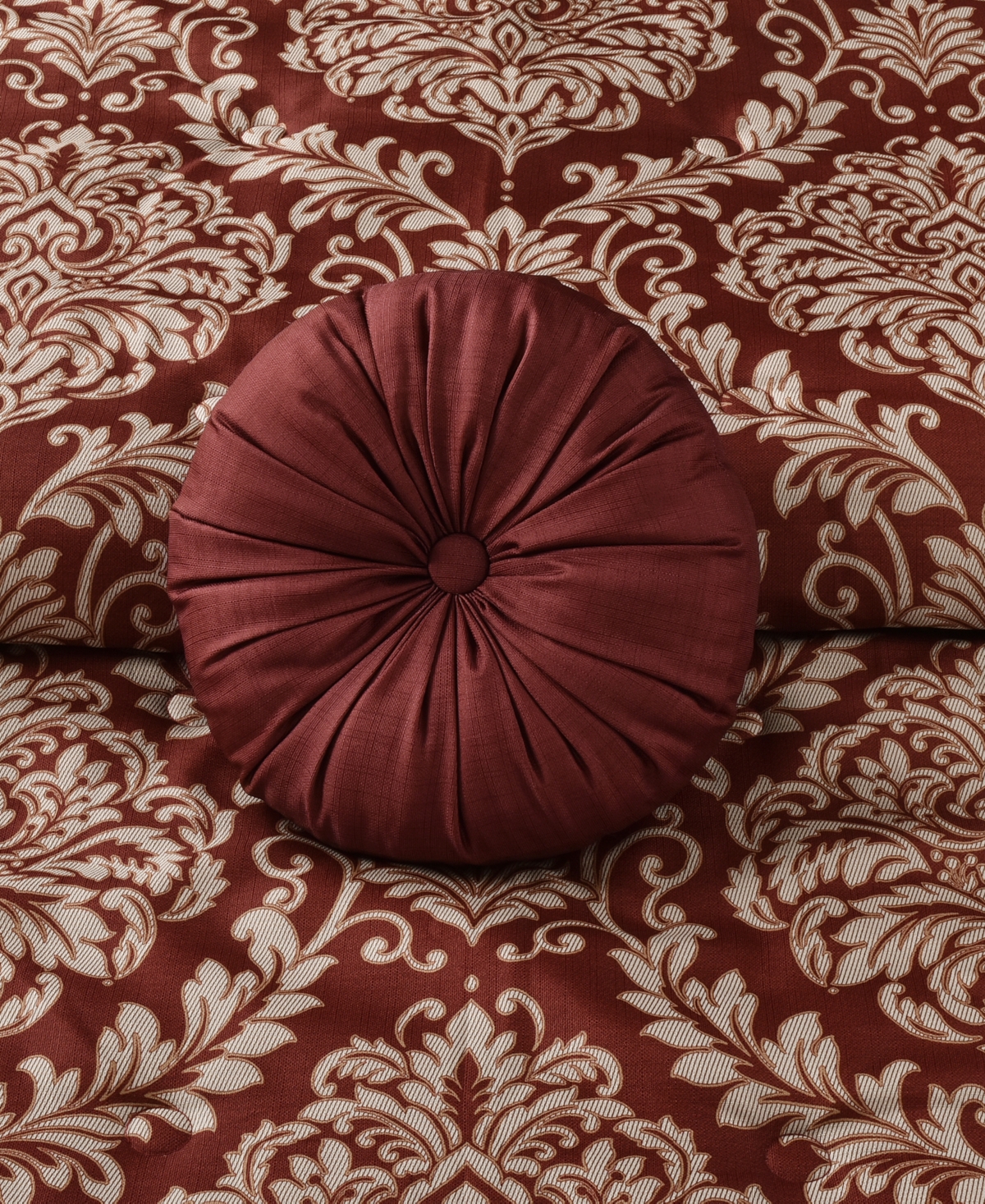 Royal Court Lazia Tufted Decorative Pillow, 15" Round