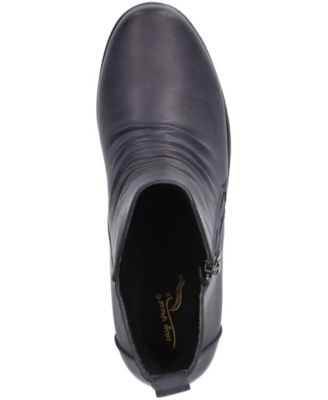 Women's Jeanie Ankle Zipper Boots