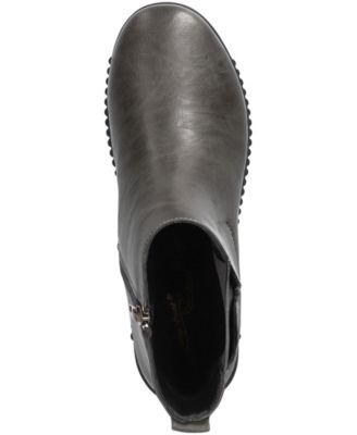 Women's Wyatt Chelsea Boots