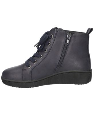 Women's Hollyann Slip Resistant Ankle Boots