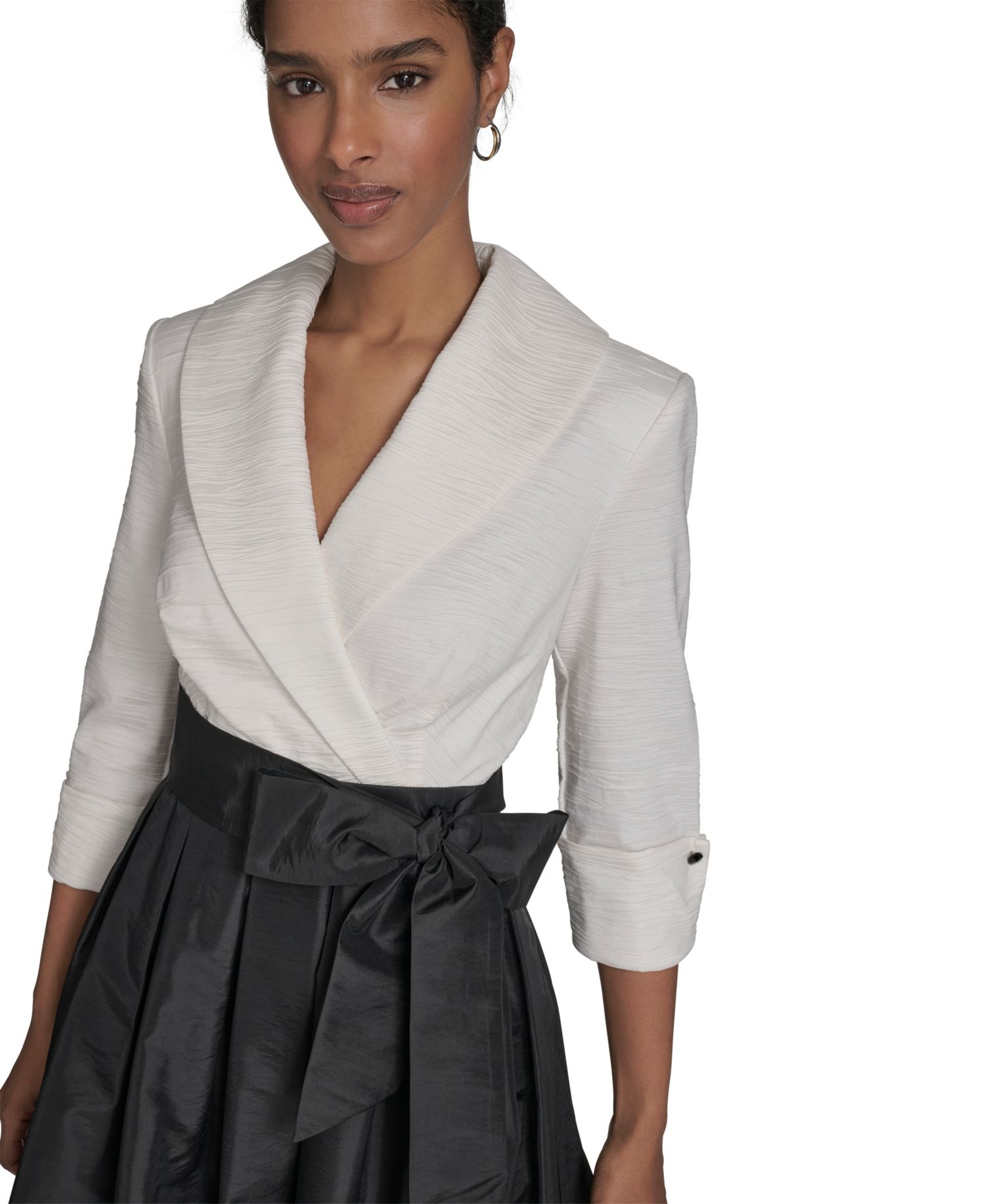 Women's Colorblocked V-Neck Ball Gown