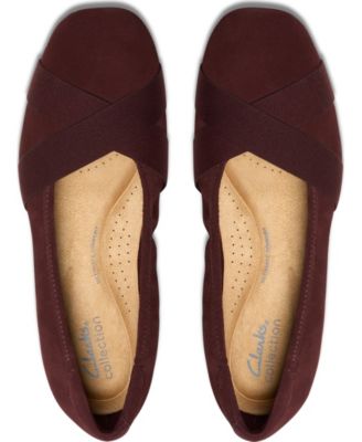 Women's Jazmynn Gem Round Toe Flats