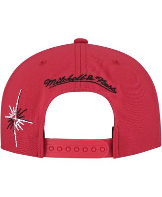 Men's Red Chicago Bulls Starlight Snapback Hat