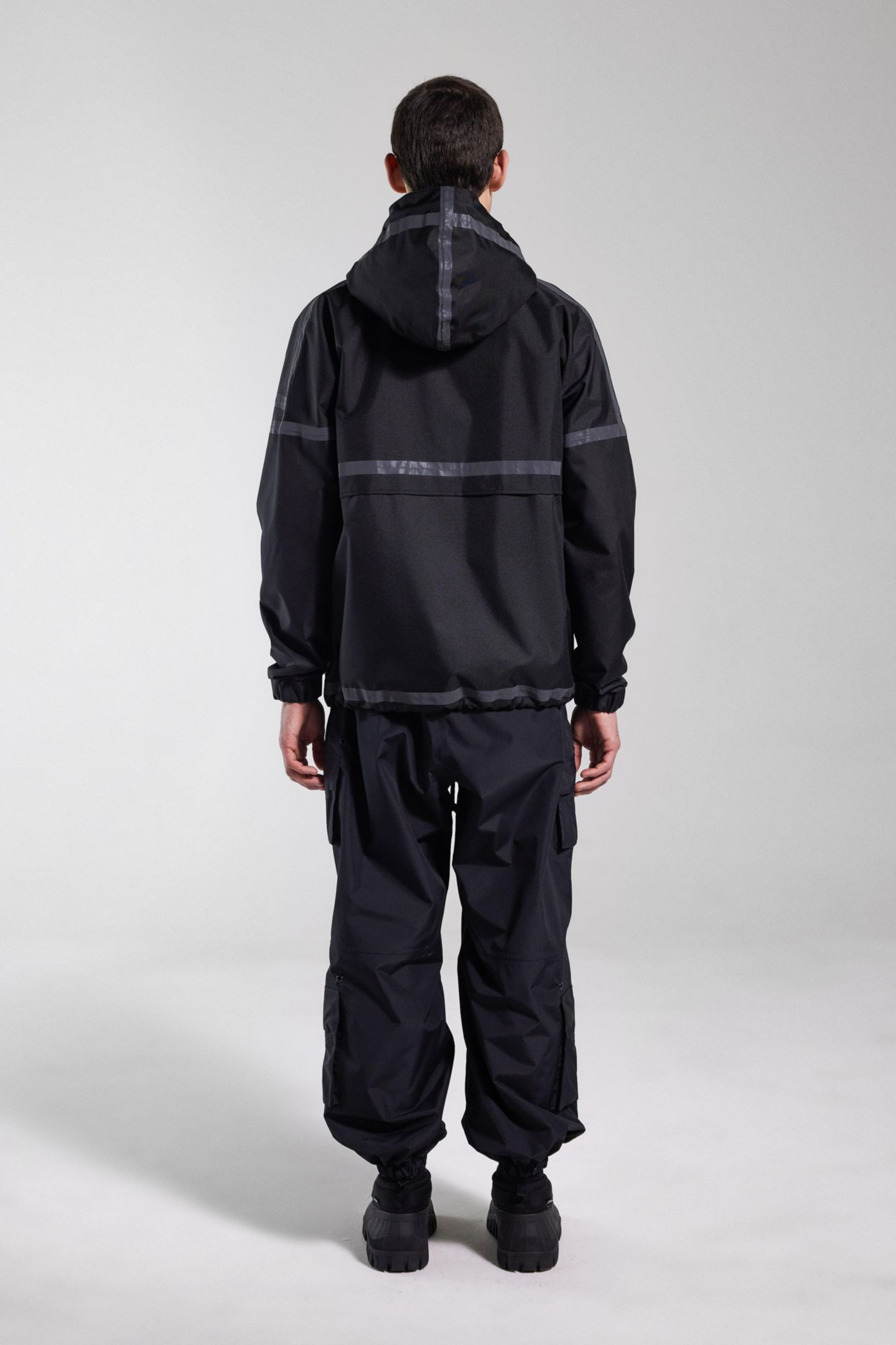 Мужская куртка Stutterheim Forsa Full Zip Hooded, цвет: Чёрный — фото 2