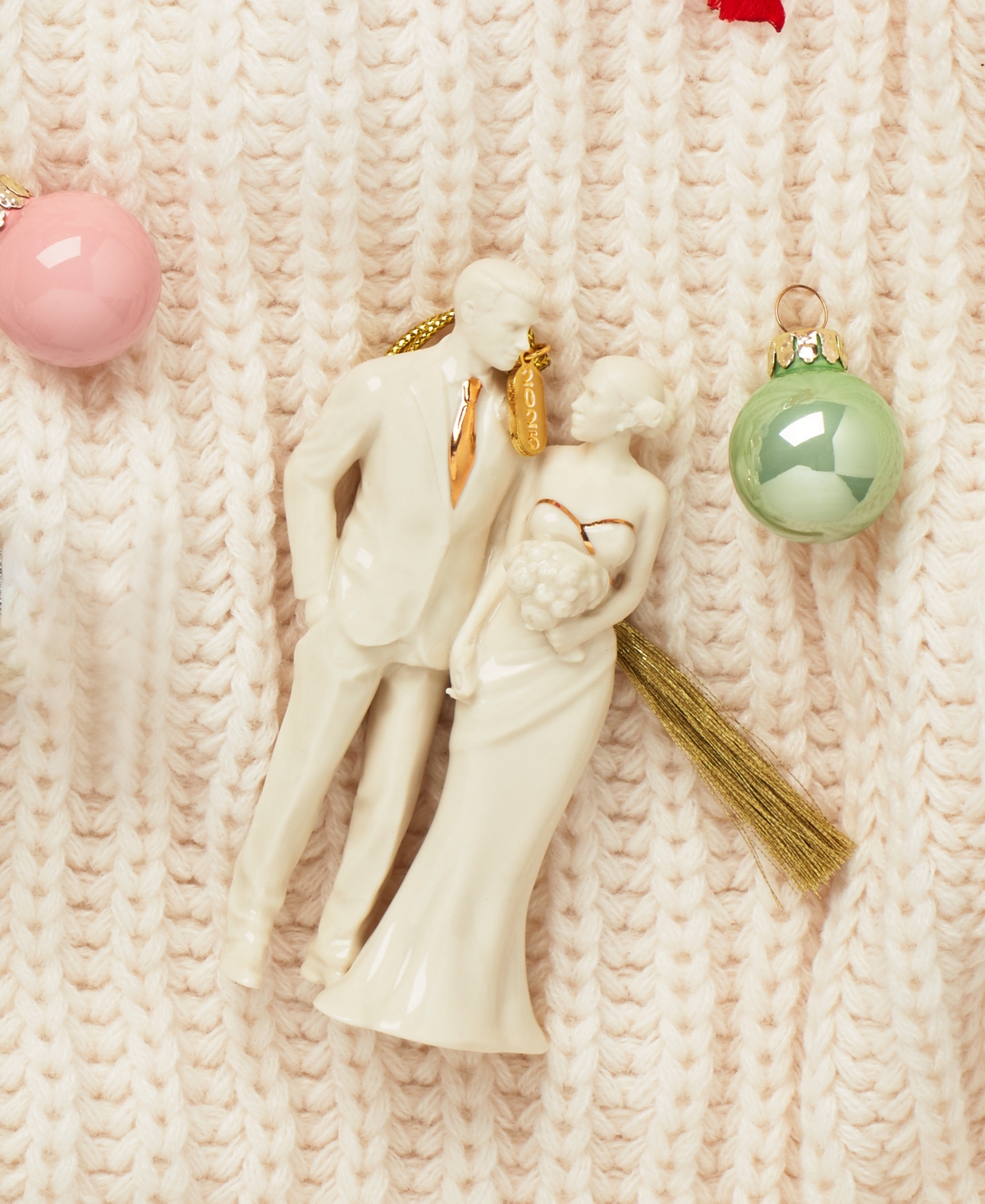 Lenox 2025 Bride & Groom Ornament In White