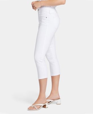Petite Ami Skinny Capri Jeans