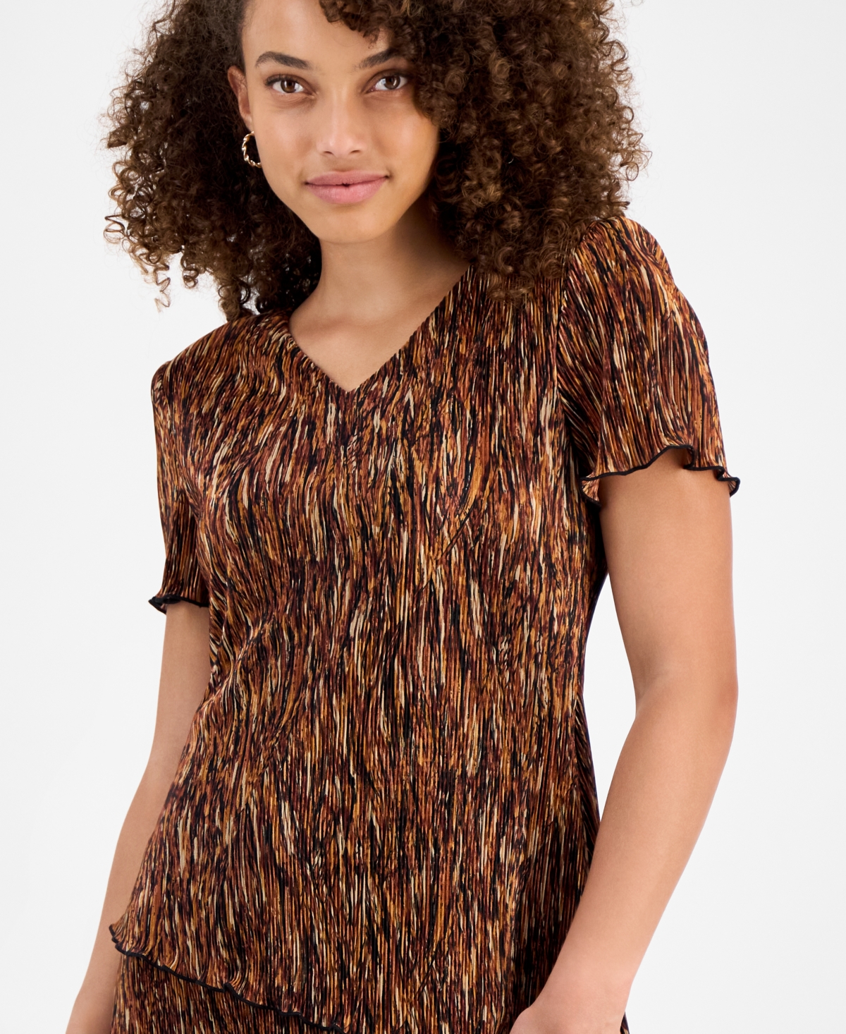 Connected Petite V-neck Short-sleeve Tiered Dress In Animal Print