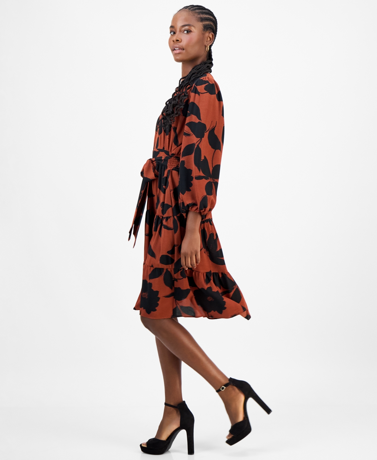 Robbie Bee Petite Floral-print Tiered Midi Dress In Brown