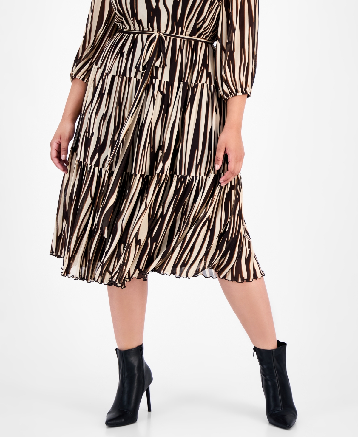 Sandra Darren Plus Size 3/4-sleeve Tiered Mesh Dress In Multi