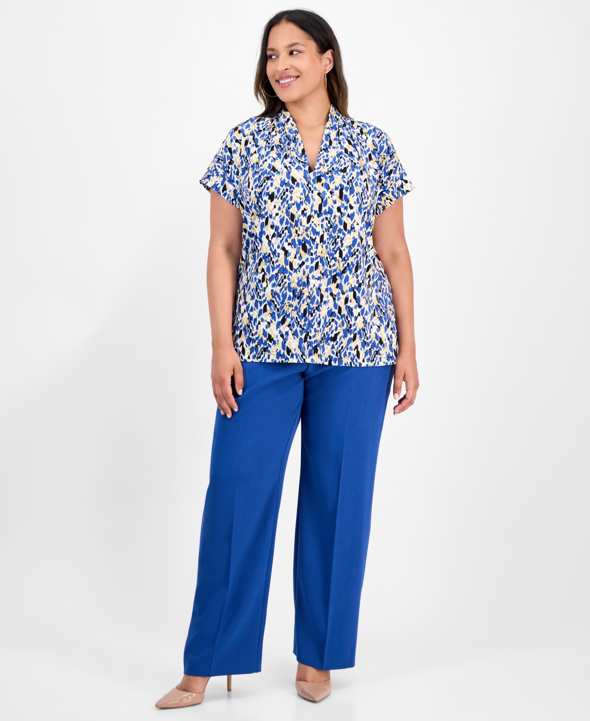 Kasper Plus Size Printed V-neck Short-sleeve Top In Multi