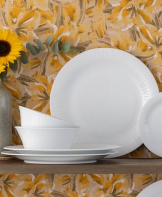 Conifere 30-Piece Dinnerware Set, Service For 6