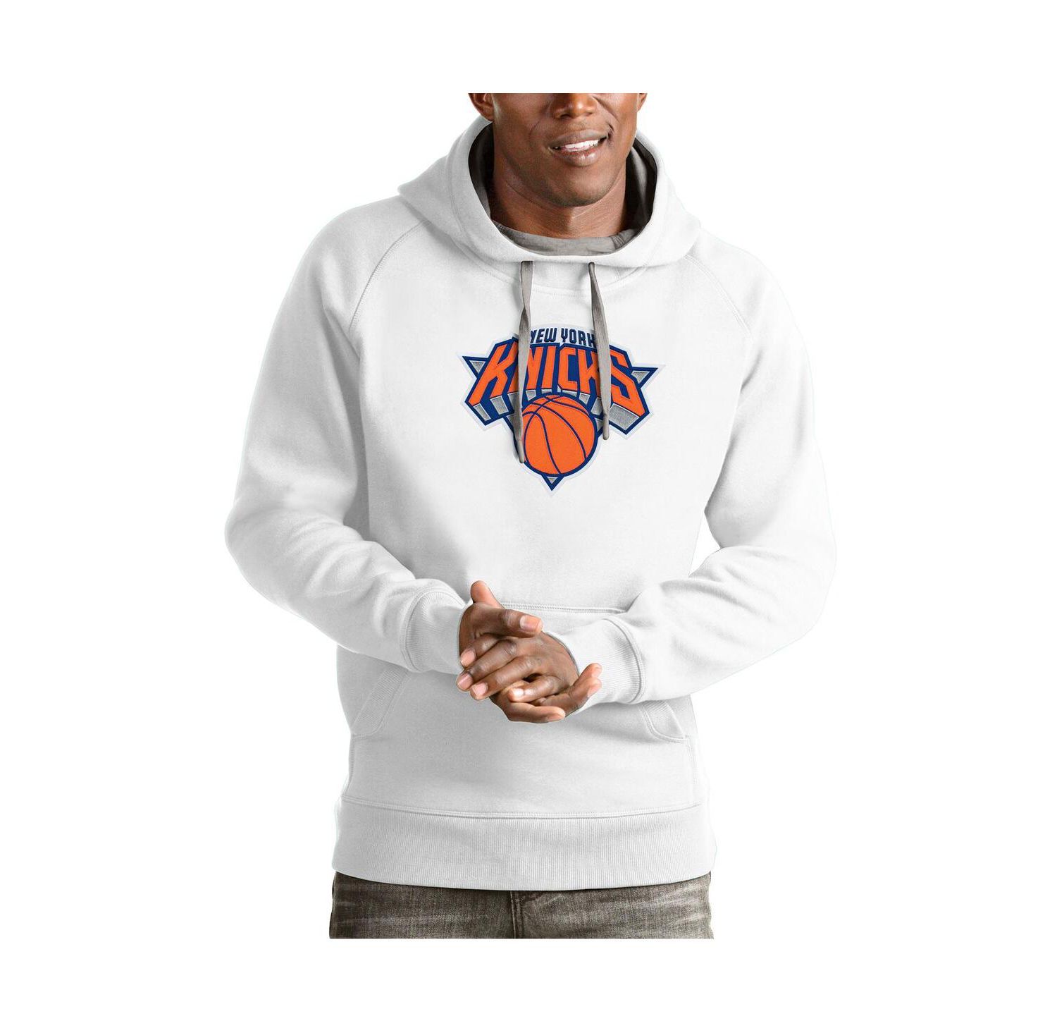Men's White New York Knicks Team Logo Victory Pullover Hoodie
