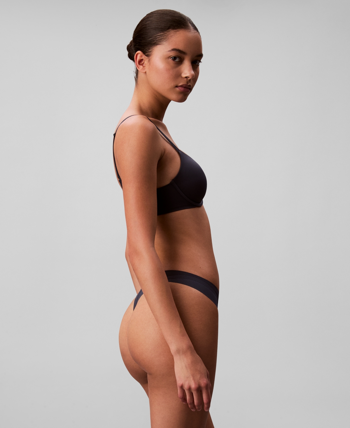 Calvin Klein Women's Invisibles 3-pack Thong Underwear Qd3558 In Multi